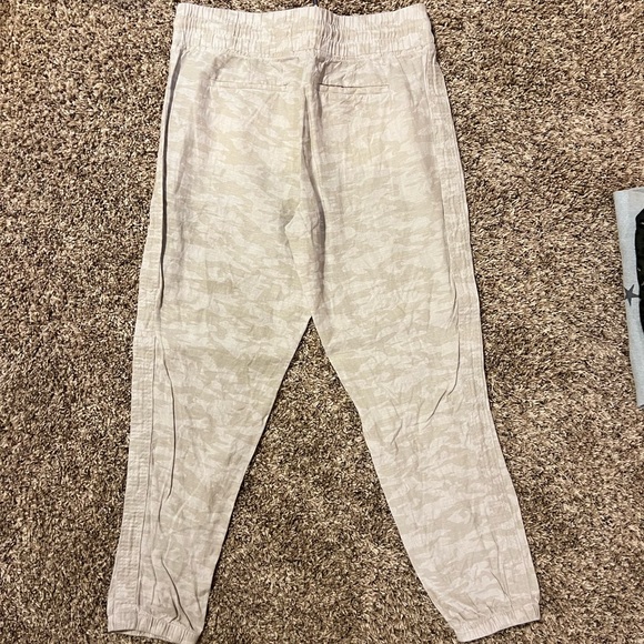 Athleta linen joggers, tan/cream, size 8, great condition - Picture 2 of 3